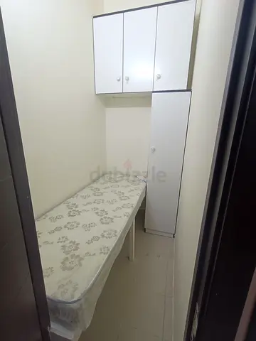 Single partition- NonSmoking-Parking- IndiaSrilanka NepalMyanmar Male/Female- Abubaker metro 3min