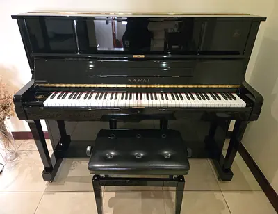 Kawai Upright Piano in Polished Black with Bench