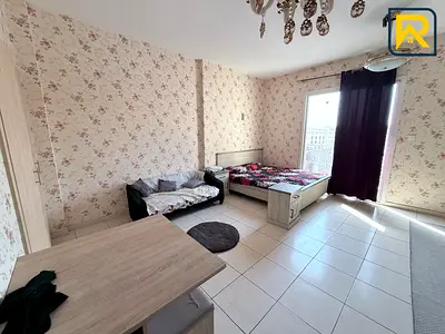 Large Studio with Balcony I Furnished I Renovated & Ready to Move In