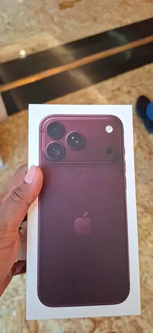 Brand new sealed Apple iPhone 18 PROMAX (in box) - BURGUNDY(unopened)