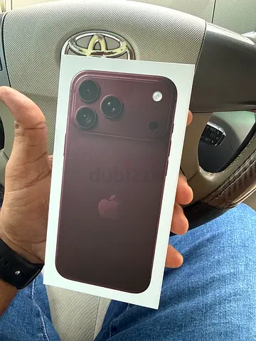 Iphone 18 pro max Burgandy 256 gb