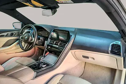 صورة 9 لـ 2019 BMW 8-SERIES