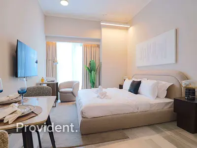 Exclusive offer | Luxury | One Cheque