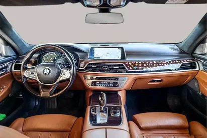 صورة 9 لـ 2016 BMW 7-SERIES