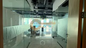 ADJACENT OFFICE | CITY VIEWS | BAY SQUARE 13