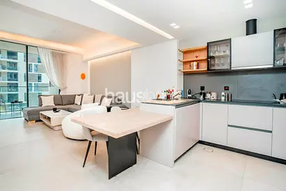 Unfurnished | Pool View | Close to Park