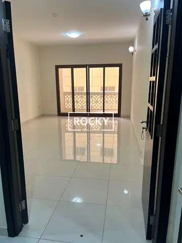 1 B/R WITH BALCONY, POOL & GYM