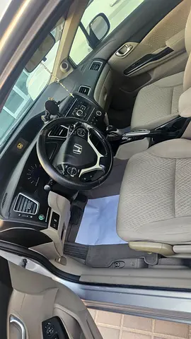 2015 Honda CIVIC — фото 6