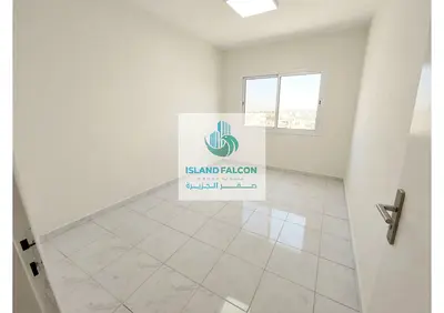 Family Building | Ready to Move in | Prime Location