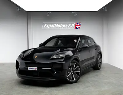 Porsche Unlimited Kms Warranty • Low Mileage • GCC Spec