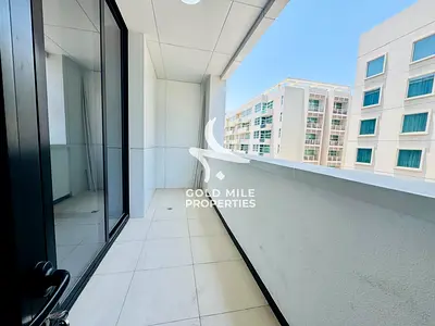 2BHK + Maid Room | Prime Location | Close to Insurance Market Metro