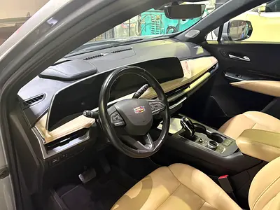 2024 Cadillac XT4 照片 9