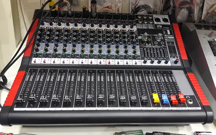Pro-Sound Mixer with Amplifier 12 channel - Brand new( 1 year warranty)