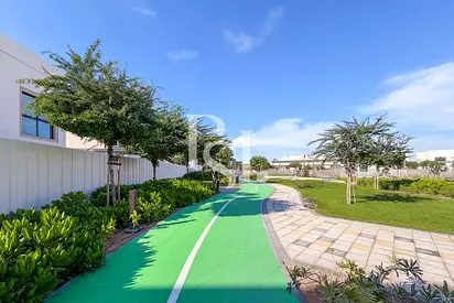 Full Golf View | Corner | Ready To Move