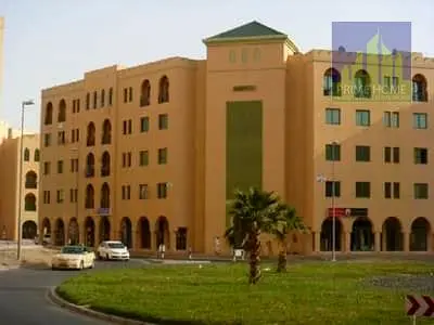 READY TO MOVE ONE BEDROOM WITH BALCONY ,45K ONE CHQ