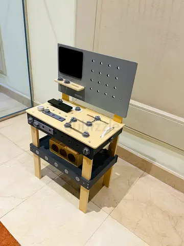 Premium wooden Kids Workbench with Tools - Kids Play Workbench – Excellent Condition