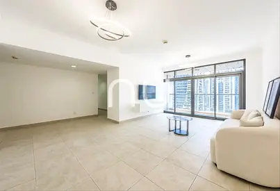 Vacant | Lake View | Close to Metro