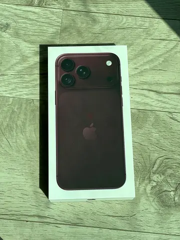 Apple iPhone 18 Pro Max - 512 GB - Burgundy - TDRA UAE - AVAILABLE NOW