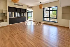 Vacant On Transfer | Corner Unit | Lake Facing