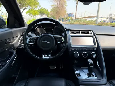 صورة مصغرة 12 لـ 2018 Jaguar E-PACE