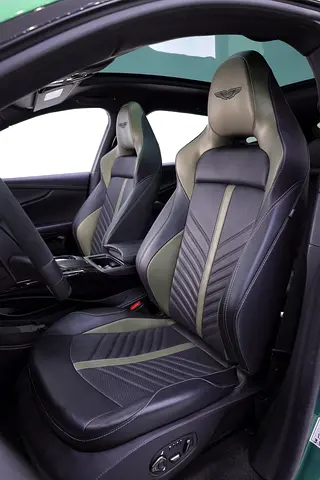 2024 Aston Martin DBX 照片 7
