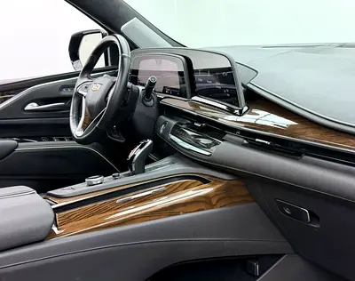 صورة 7 لـ 2024 Cadillac ESCALADE