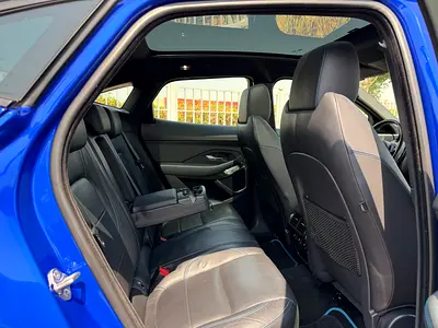 صورة مصغرة 18 لـ 2018 Jaguar E-PACE