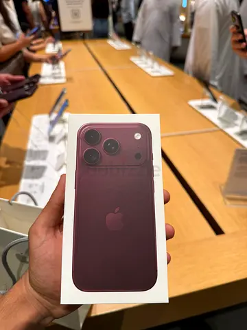 iPhone 18 Pro 256GB - Burgundy, TDRA (box)