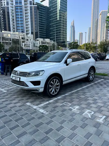 2015 Volkswagen TOUAREG 照片 2