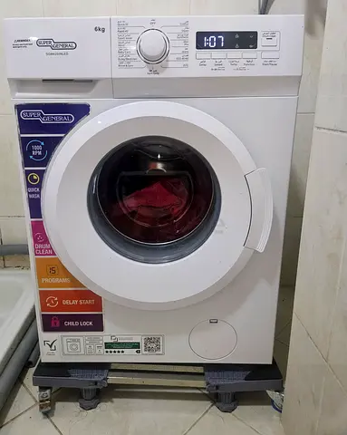 WARRANTY UNTIL NOV 2027-Front Load Washing Machine 6kg - Excellent working condition