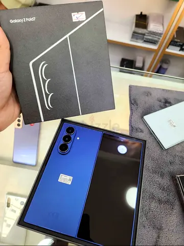 Samsung Galaxy Z Fold 7 512GB Dual Sim with box