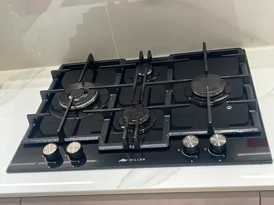 Built-in 4-Burner Gas Hob (Black Glass) - Millen and Nobel Oven