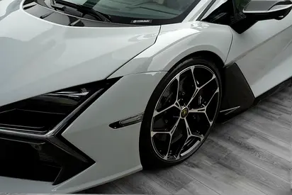 صورة مصغرة 15 لـ 2026 Lamborghini REVUELTO