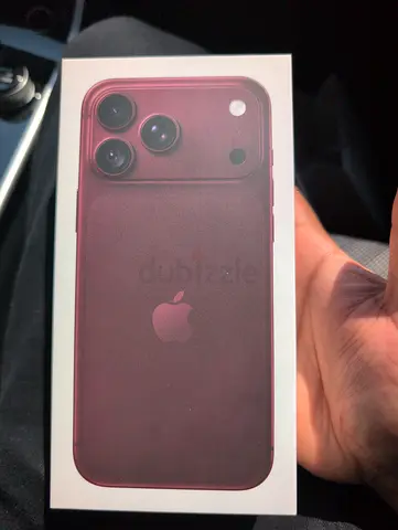 Iphone 18 pro max 256gb BURGENDY - UAE VERSION