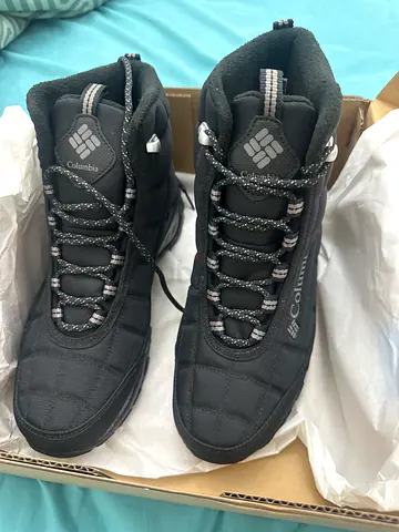 Columbia shoes. Firecamp