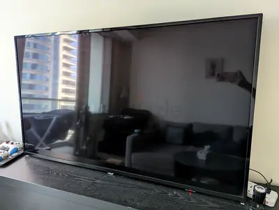 Philips 55” 4K UHD Smart TV (55PUT6103) - Excellent Condition + Remote