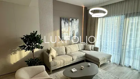 Vacant | Upgraded Finished | Furnished
