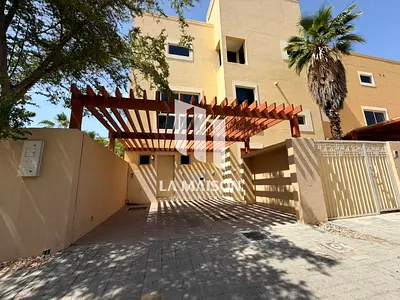 Corner unit | Single row | Garden view