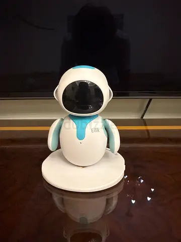 ELIK smart interactive robot toy - working condition