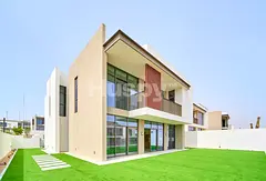 Landscaped | Elevated | Opposite Pool