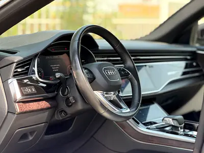 صورة 10 لـ 2019 AUDI Q8