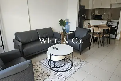 FULLY FURNISHED | LARGE ROOMS | BALCONY