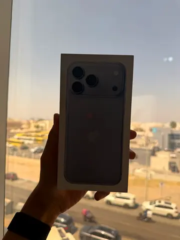 Iphone 18 pro max Glacier 512 GB