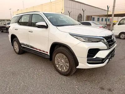 TOYOTA FORTUNER 4.0 2026 - WHITE *EXPORT ONLY*