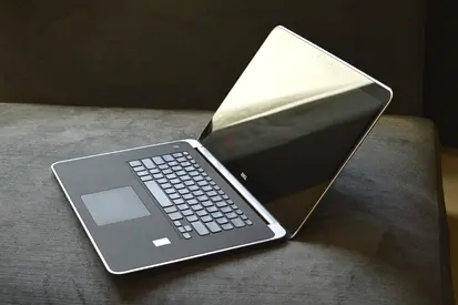 Dell XPS 15 - 9530 (4k Touch + nvidia) Core i7/12gb/512gb - 7 hrs battery - Like New Condition