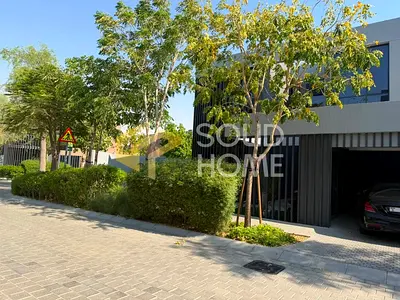 Modern 4BR Villa| Private Pool| Fully Landscaped
