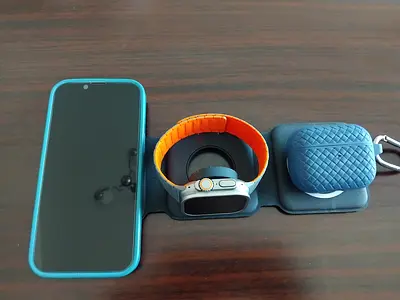 3 in 1 Folding Wireless Charging Station with 20W Anker Adaptor