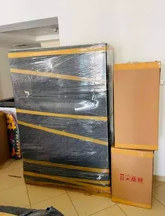 furniture pickup service with careful transportation.moving van for single items, luggage and packed