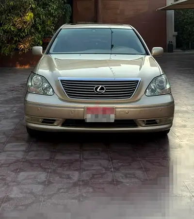 2004 Lexus LS 430 1/2 Ultra American Specs