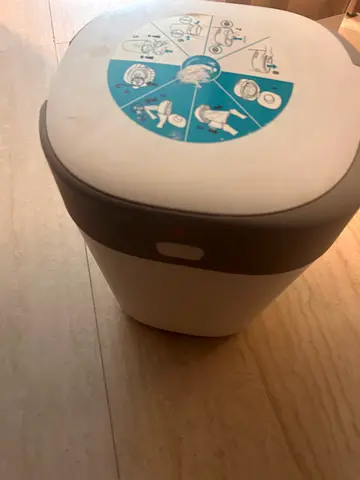 Tommy type baby bin